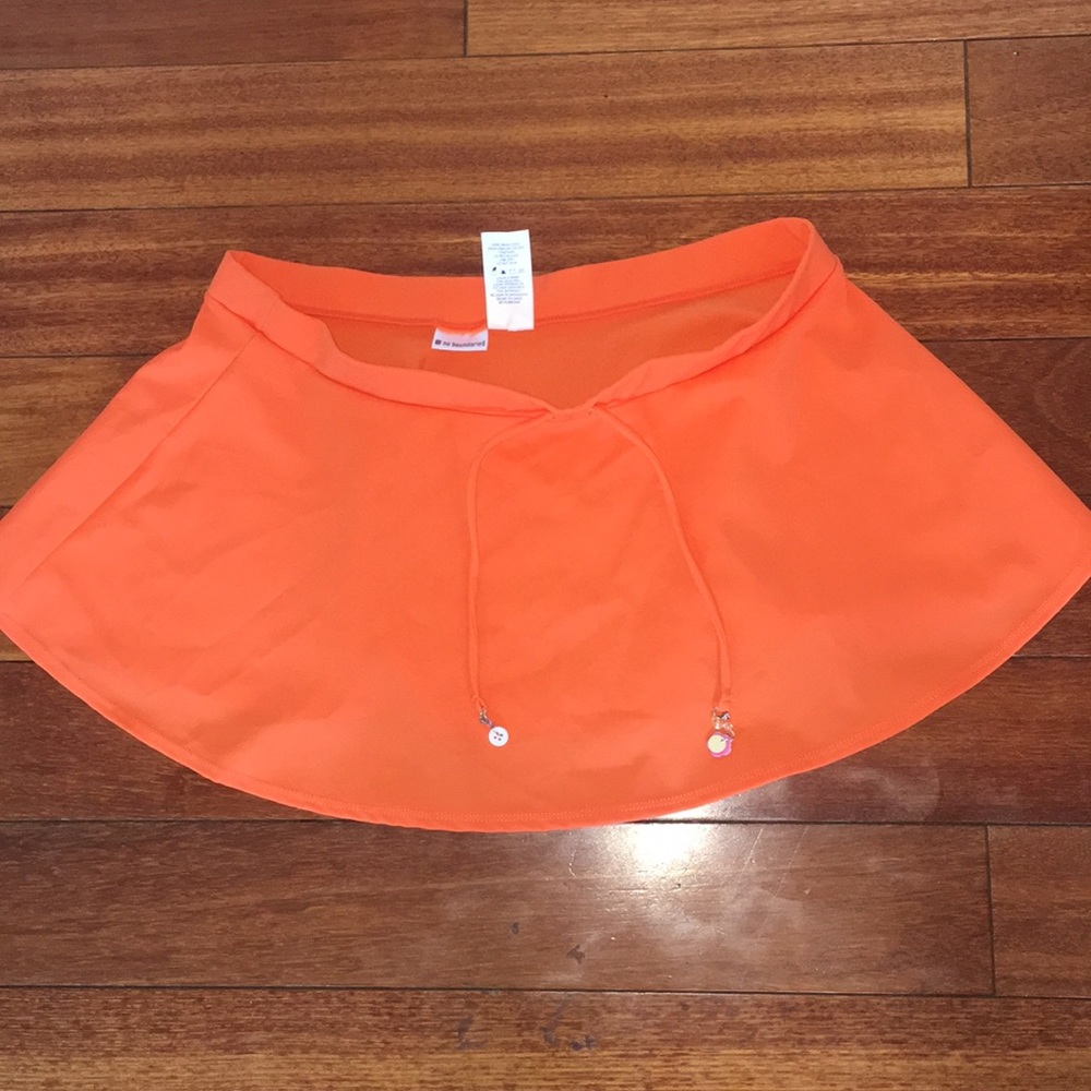 🍋 5 for $25 NWOT Swimsuit Cover Skirt